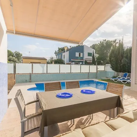 Coastal With Private Pool ヴィラ